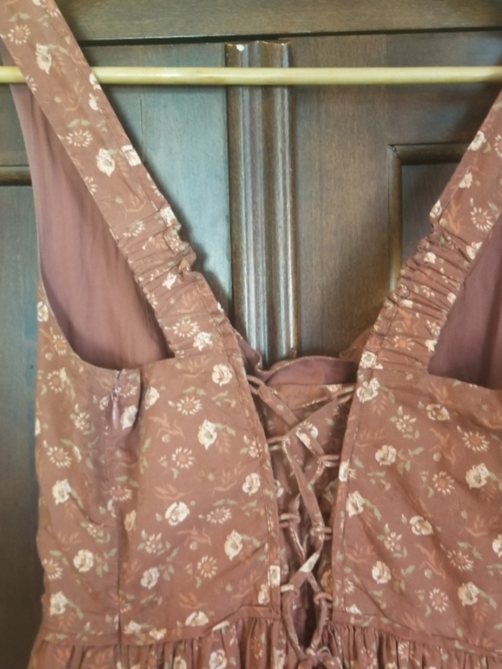 EUC Christy Dawn Oat Straw Red Adele S - Picture 6 of 6